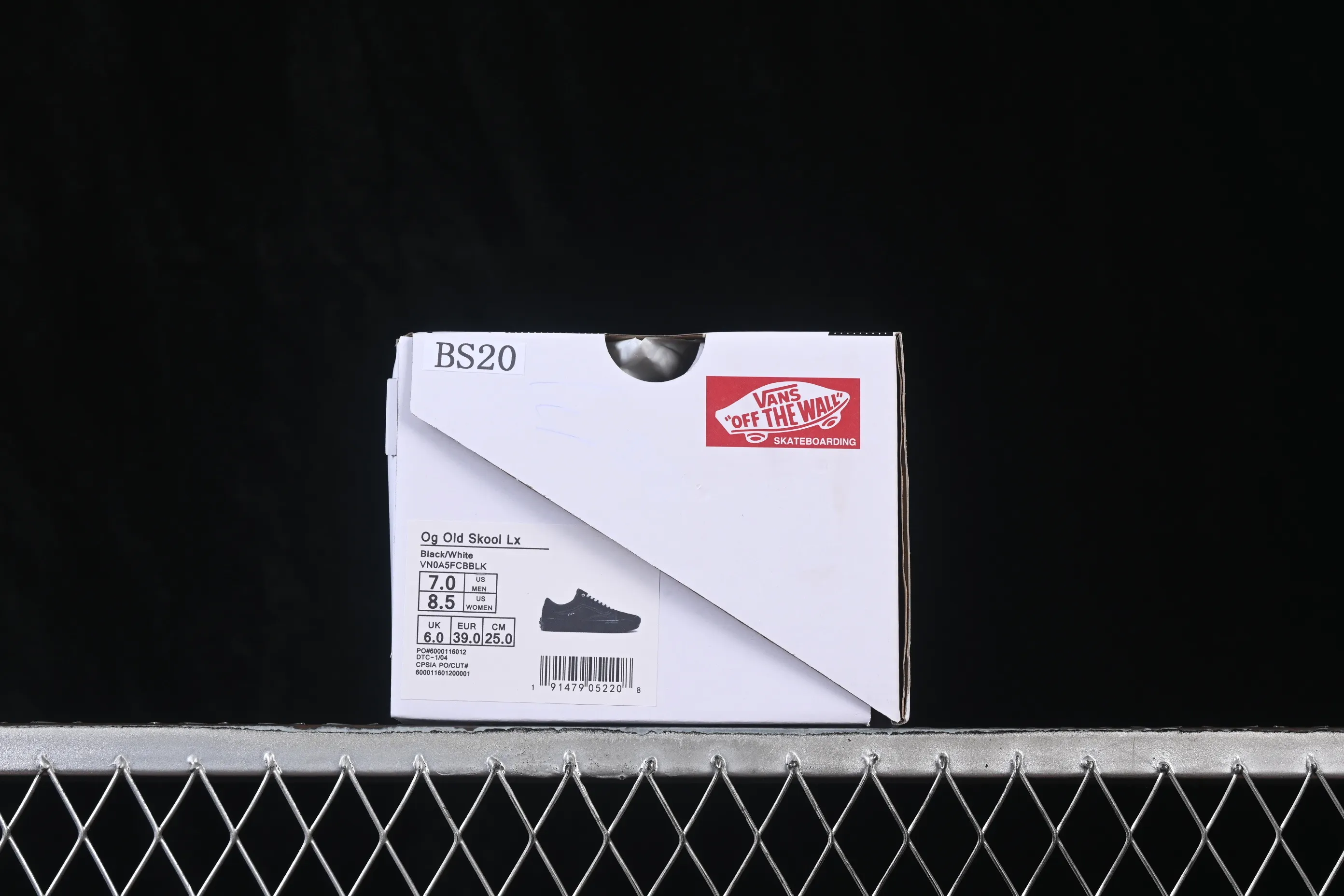 All categories Vans Vans series Vans Low Vans low top Vans Old Skool Vans low-top casual skateboard shoes VN0A5FCBBLK